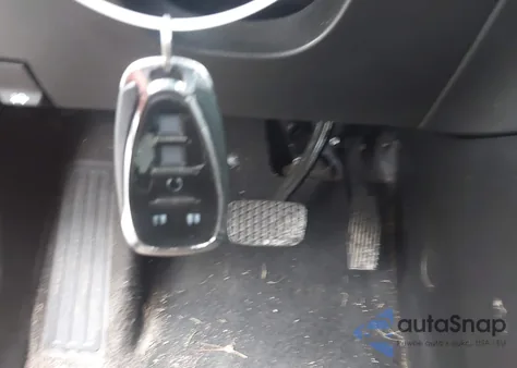 2019 Chevrolet Equinox Lt z USA, uszkodzony, nr VIN 2GNAXJEV2K6231610